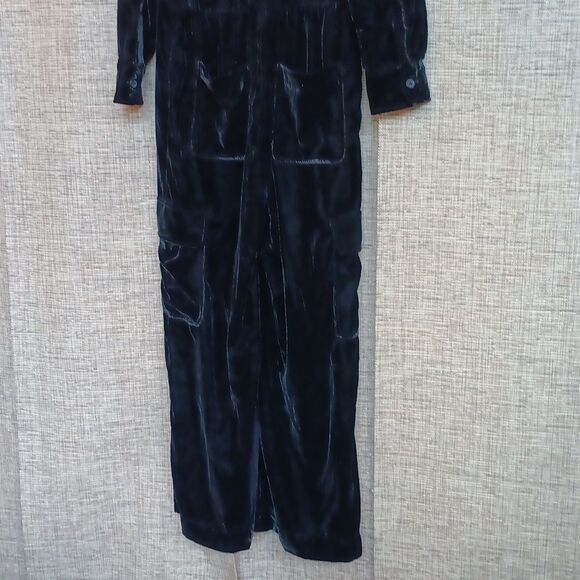 NWT Universal Thread Black Velvet Long Sleeve Jumpsuit - Picture 5 of 5